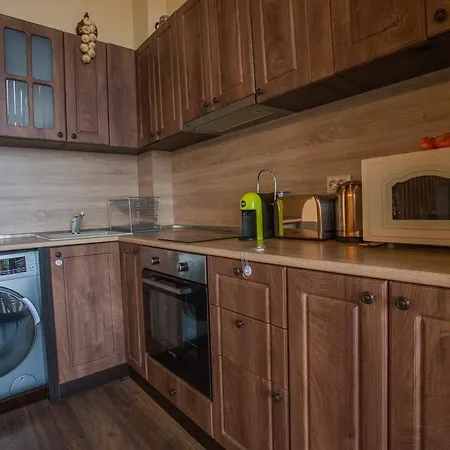 Stylish Two-level In By Flat Mаnаger * Μπάνσκο