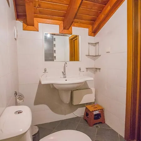 Stylish Two-level In By Flat Mаnаger Διαμέρισμα *